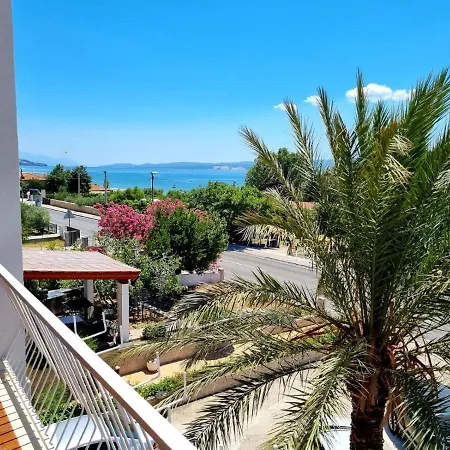 Angel Wing Apartmant *